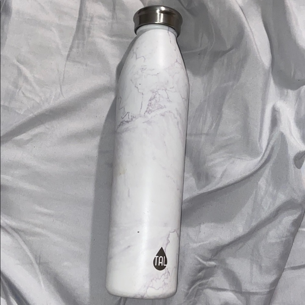 gently used water bottles